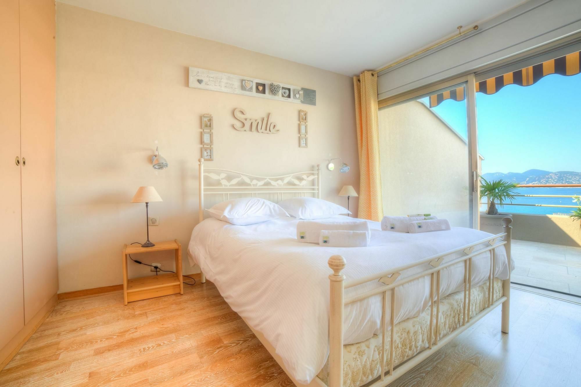 Le Cygne 1 Apartment *